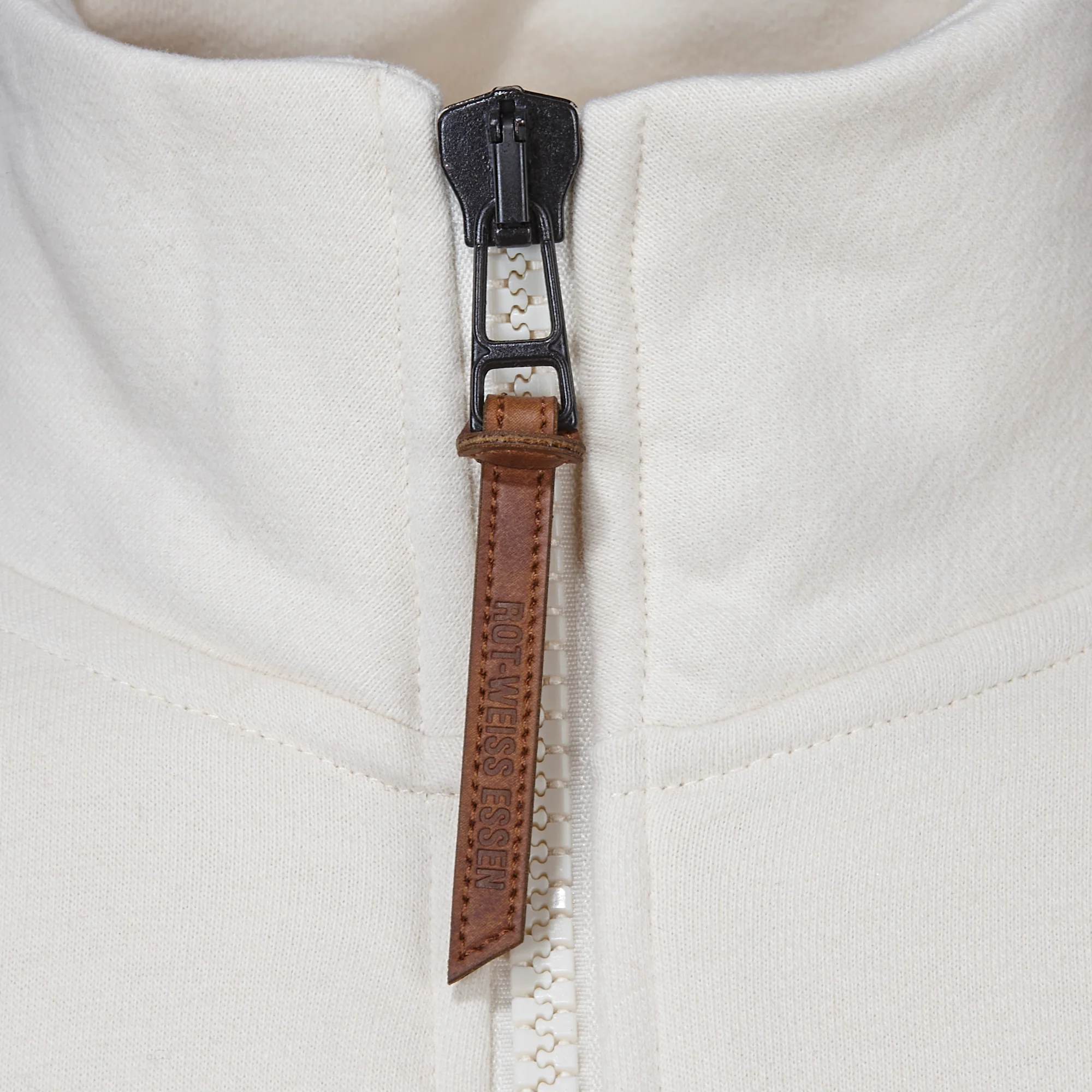 Zipped VII "NUR DER RWE" creme - Image 6